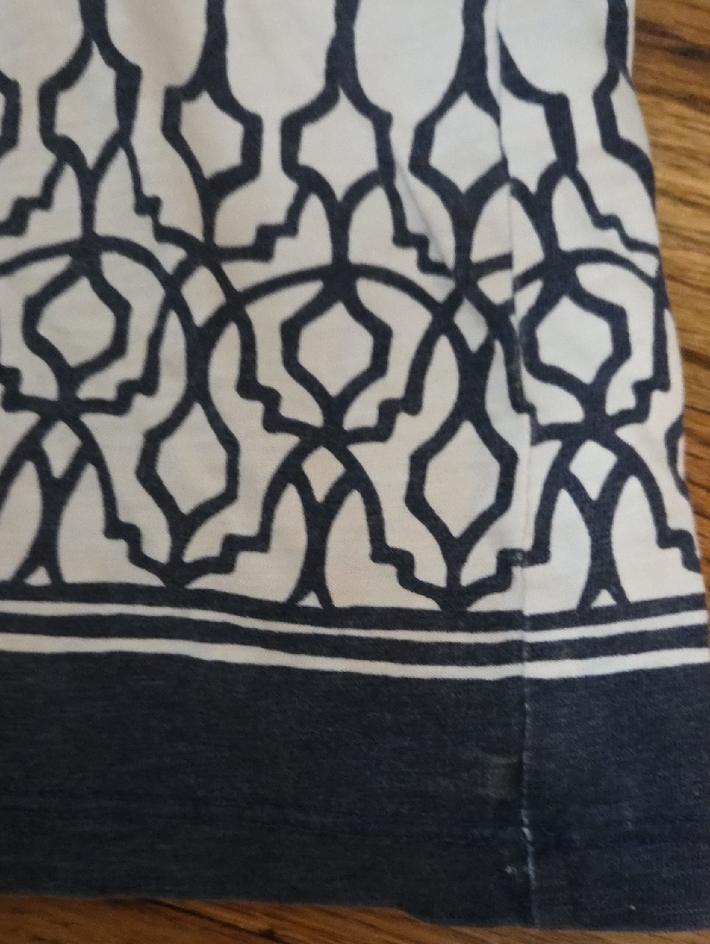 Chico's 2 Top Bundle Size 2 - Picture 9 of 10